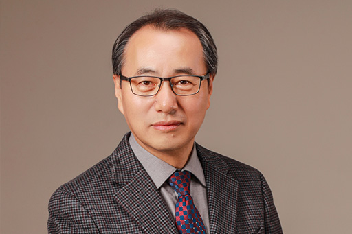 김홍선 (특임교수)