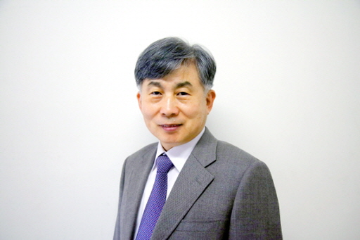 장현봉 (명예교수)