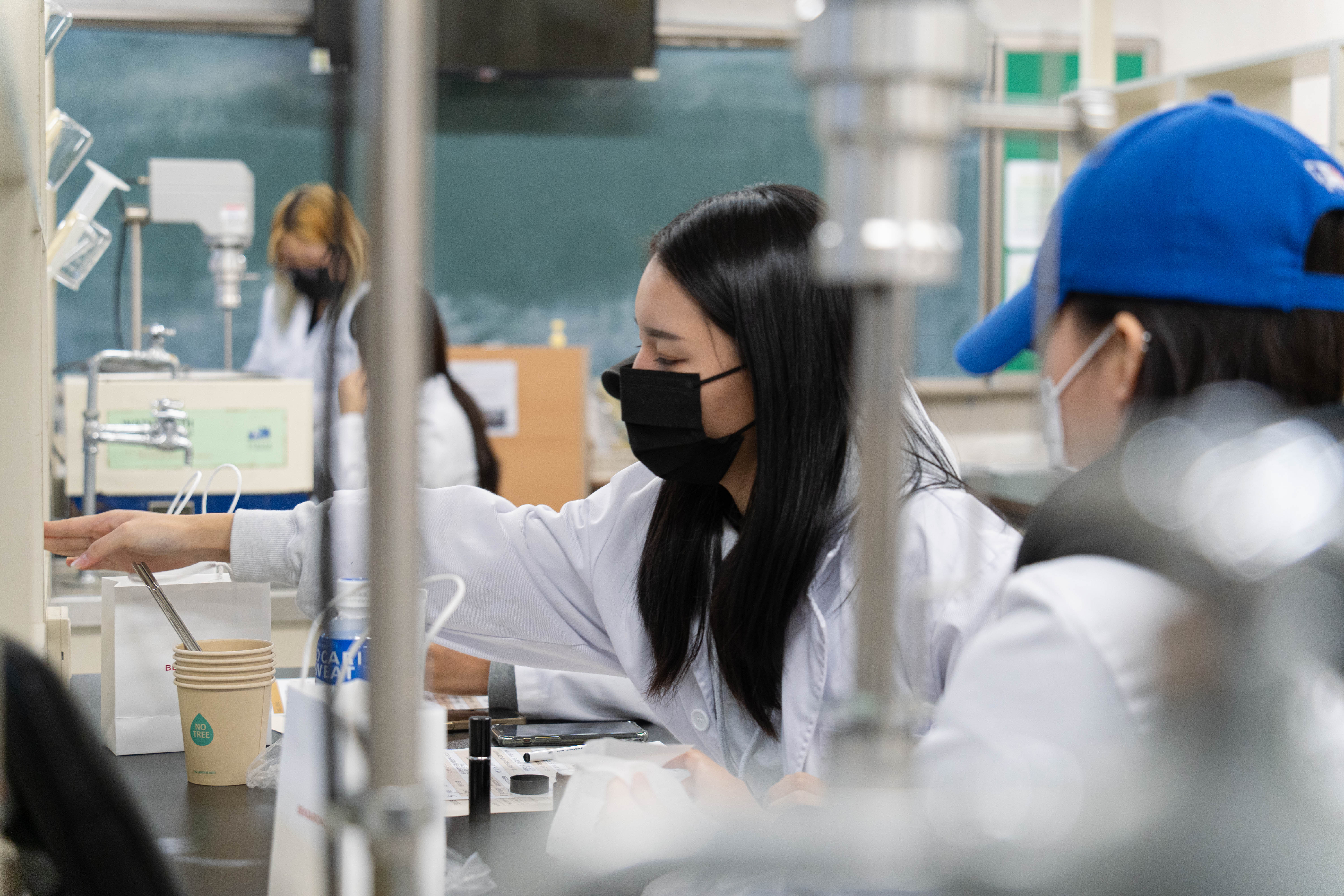 천연 에센셜오일을 이용한 아로마테라피 체험 게시글의 7 번째 이미지