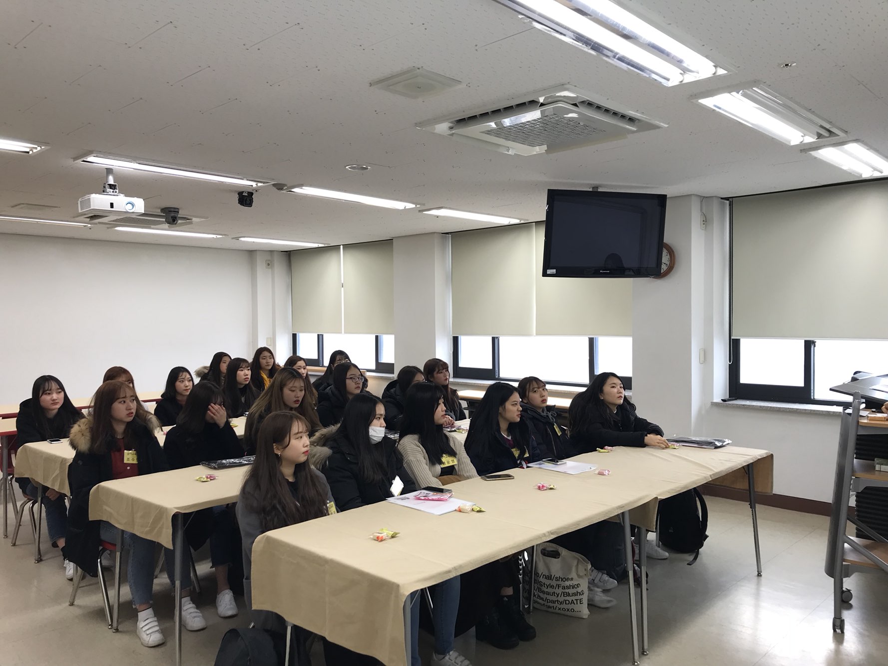 18 신입생 오리엔테이션 게시글의 4 번째 이미지