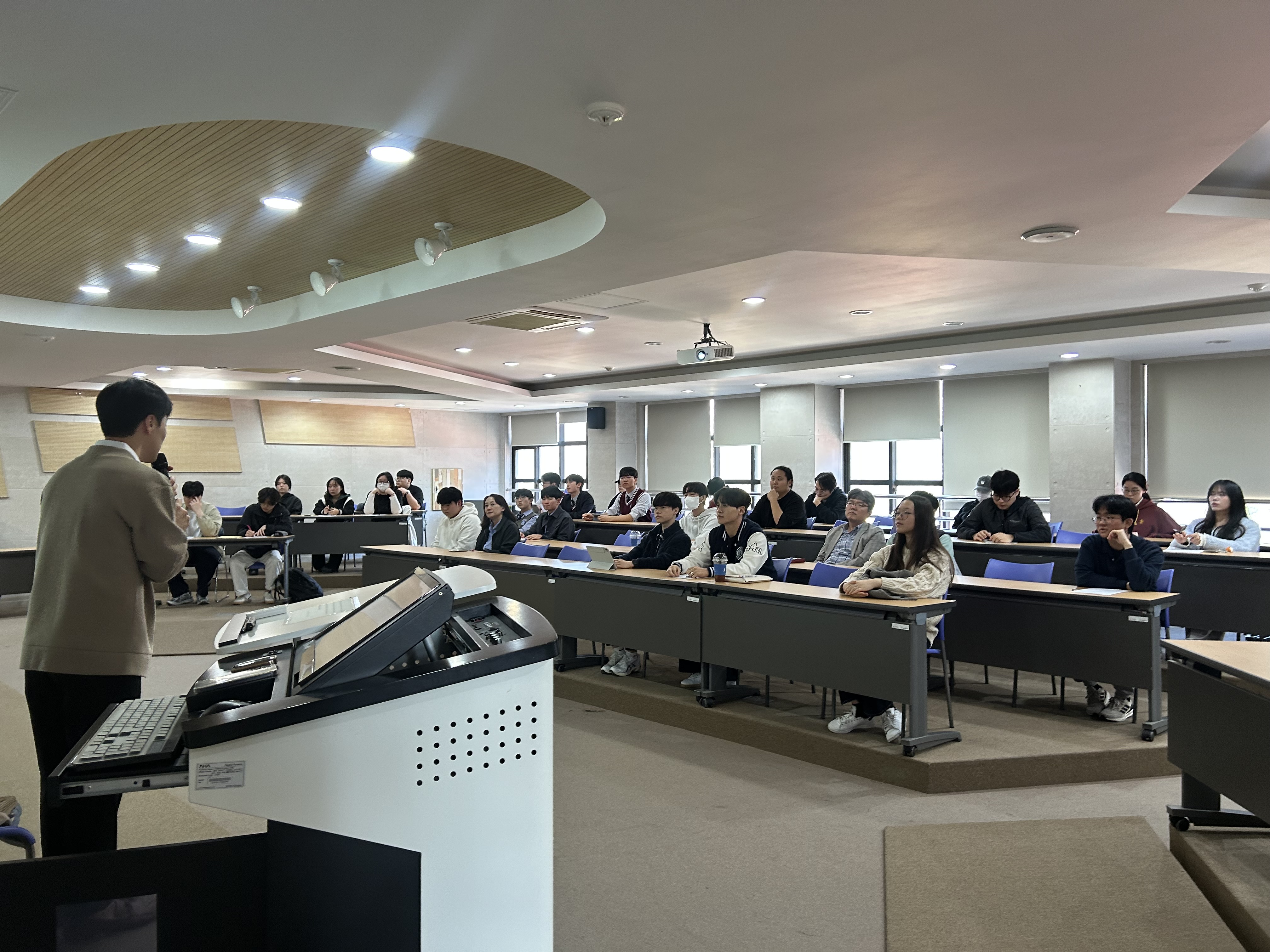 2025학년도 '금융혁신과 투자 트렌드' 취업 특강 진 게시글의 1 번째 이미지