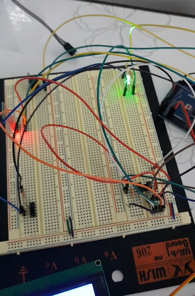 제29회 전자공학과 졸업작품전시회 3학년 임베디드 게시글의 8 번째 이미지