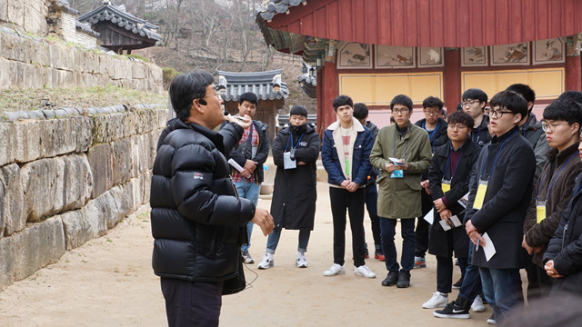 2017학년도 춘계 정기 고적답사 사진  게시글의 2 번째 이미지