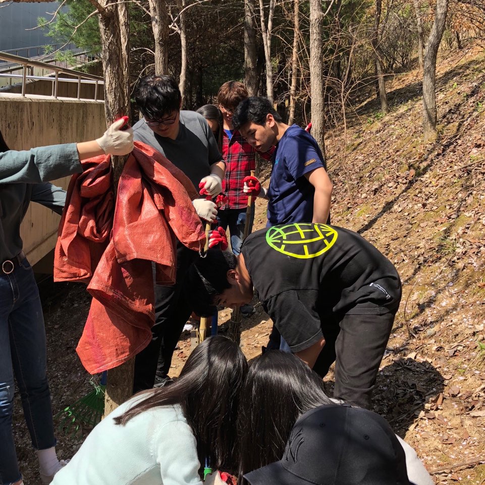 2019학년도 1학기 봉사활동 사진 게시글의 3 번째 이미지