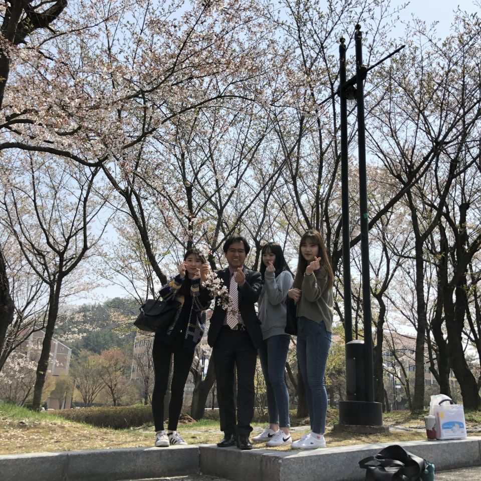 2학년 국어교과교육론, '벚꽃 속에서 교육을 맛보다' 게시글의 5 번째 이미지