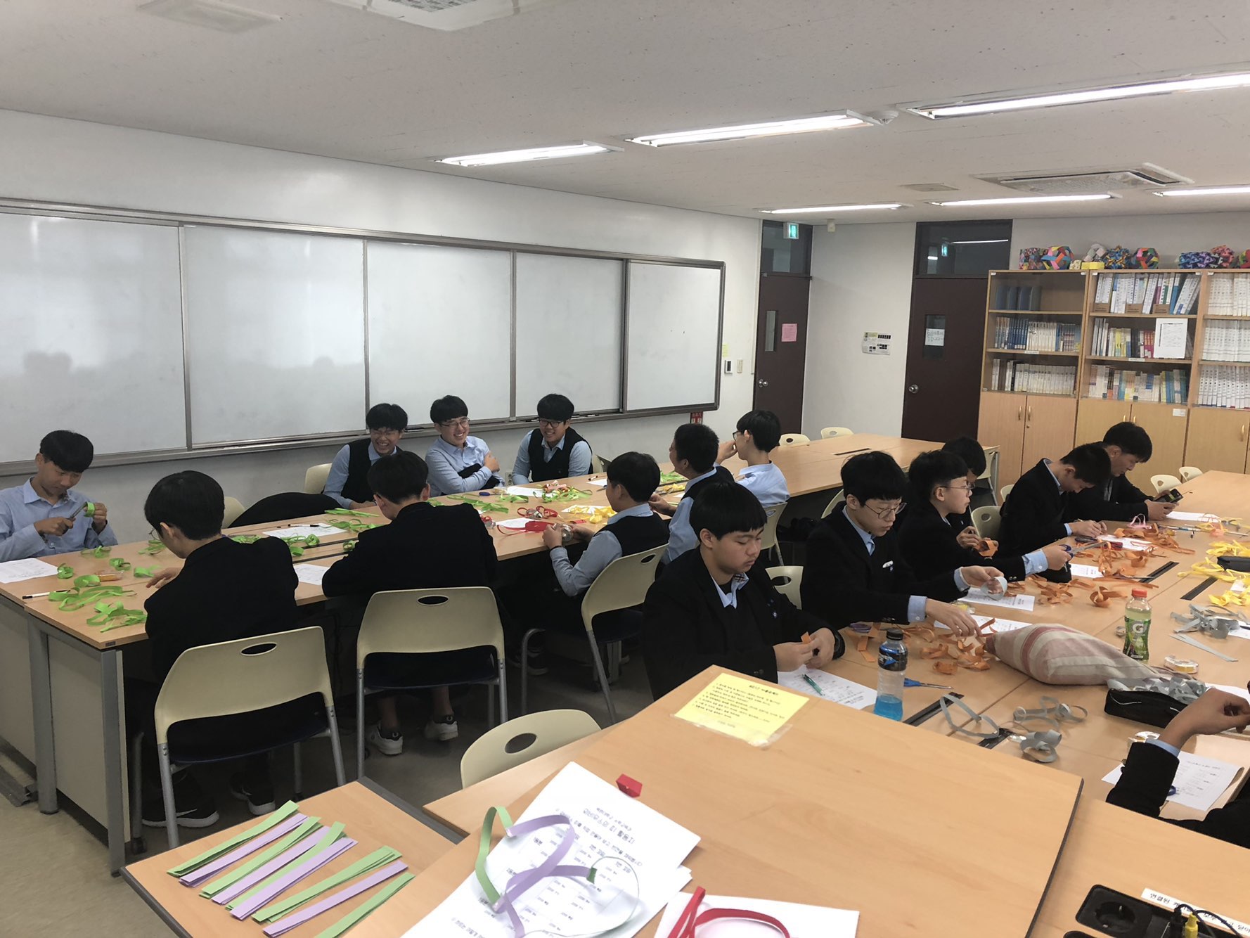 진로체험프로그램 - 만년중학교 게시글의 1 번째 이미지