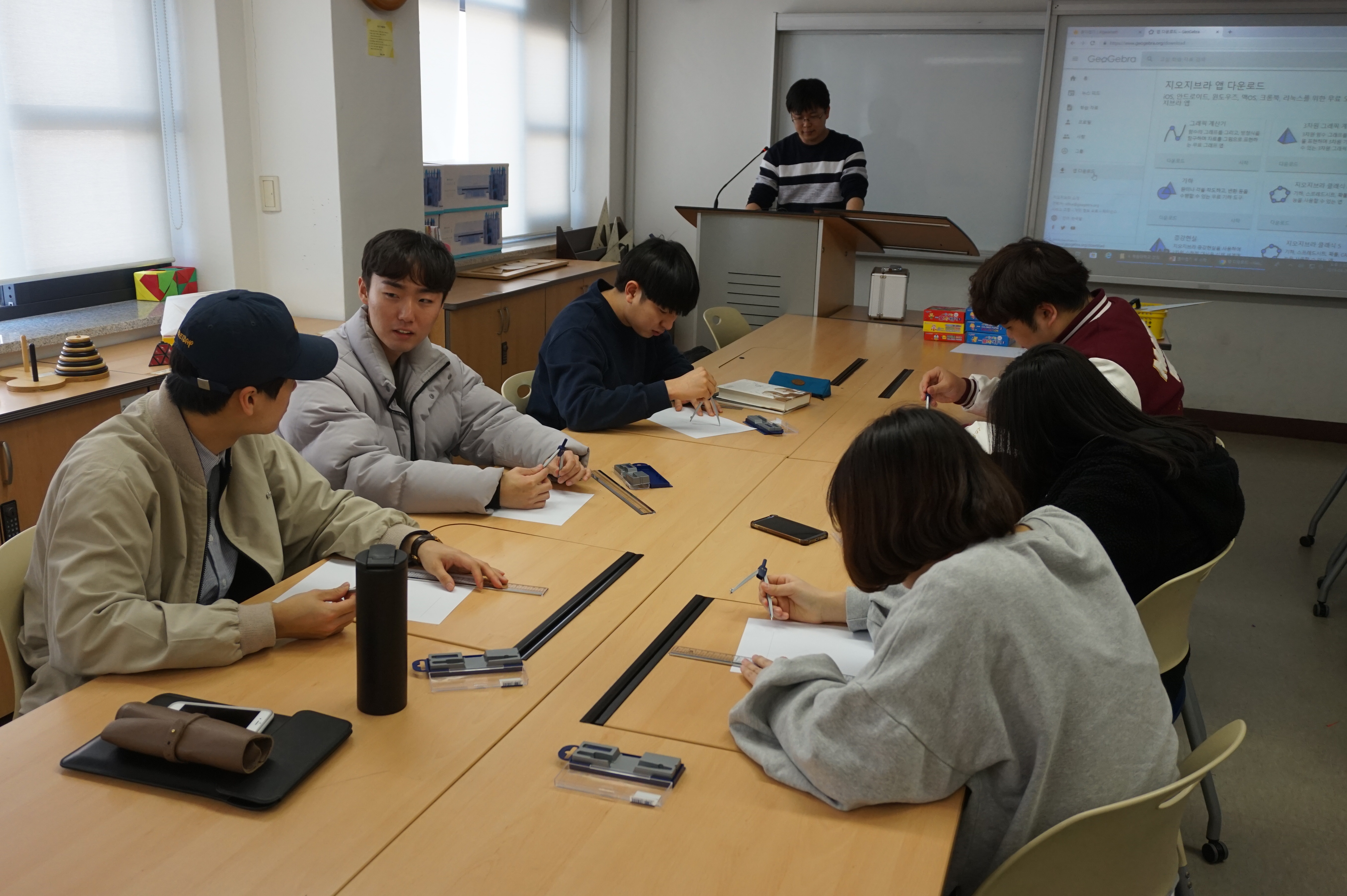 이대영선생님 강연 '종이접기와 수학' 게시글의 3 번째 이미지