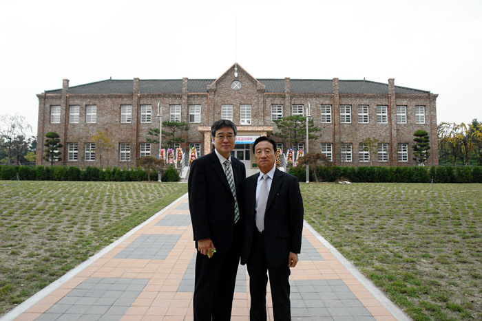 김규철목사님 장학금 전달(9월 10일) 게시글의 3 번째 이미지