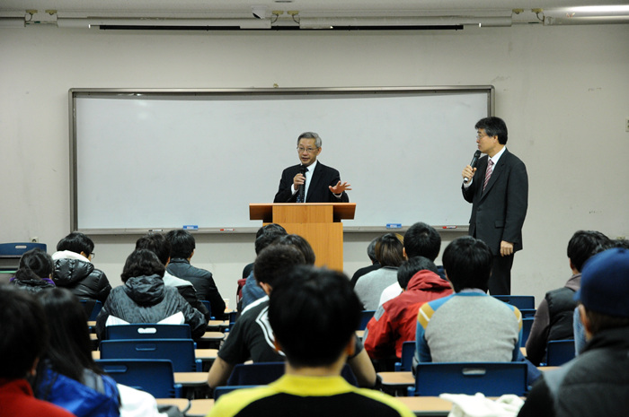 미국 클레어몬트 신학대학 교수단 방문(10월 30일) 게시글의 2 번째 이미지